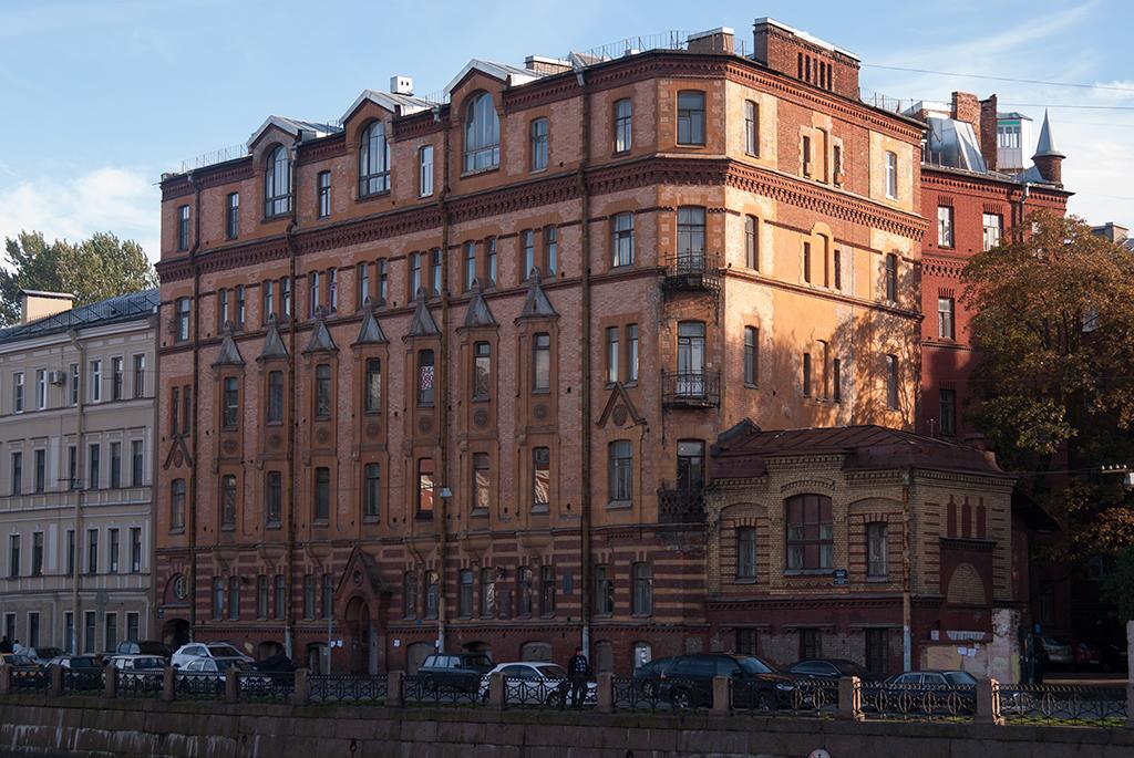 Charming St. Petersburg Apartment Экстерьер фото